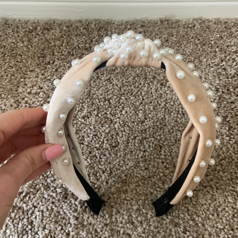 Cream knitted pearl headband